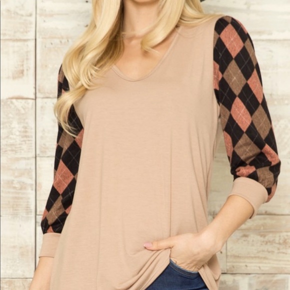 Checkered Sleeve V-Neck Top - Picture 1 of 11